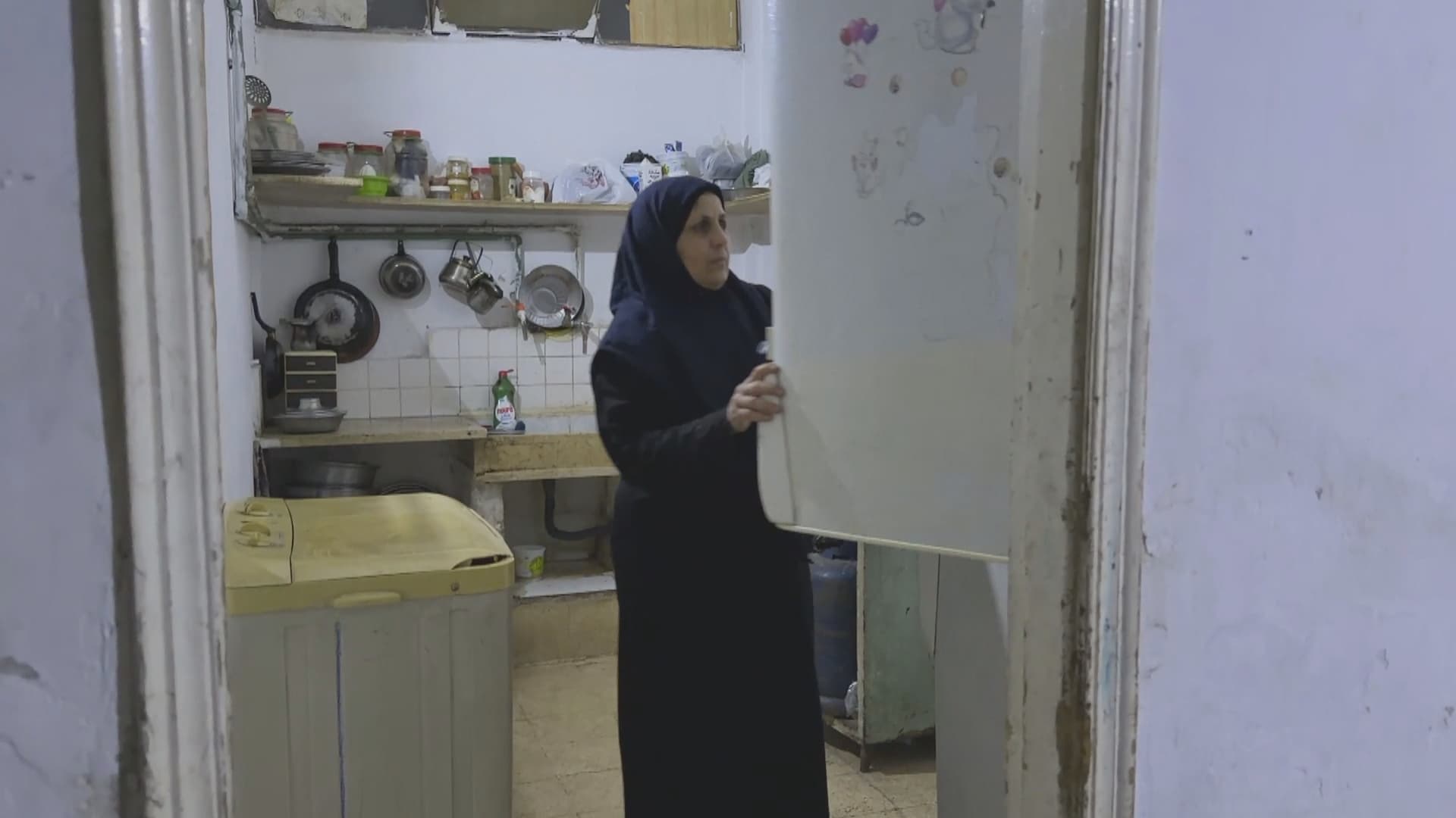 Li Şamê krîza elektrîkê: Fatûreyên elektrîkê ji kelekela havînê germtir in
