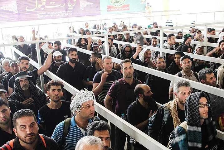زوار ايرانيون قادمون الى العراق - ارشيف