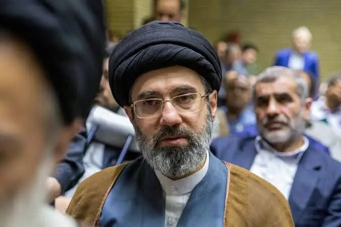مجتبى خامنئي المرشد الأعلى الإيراني