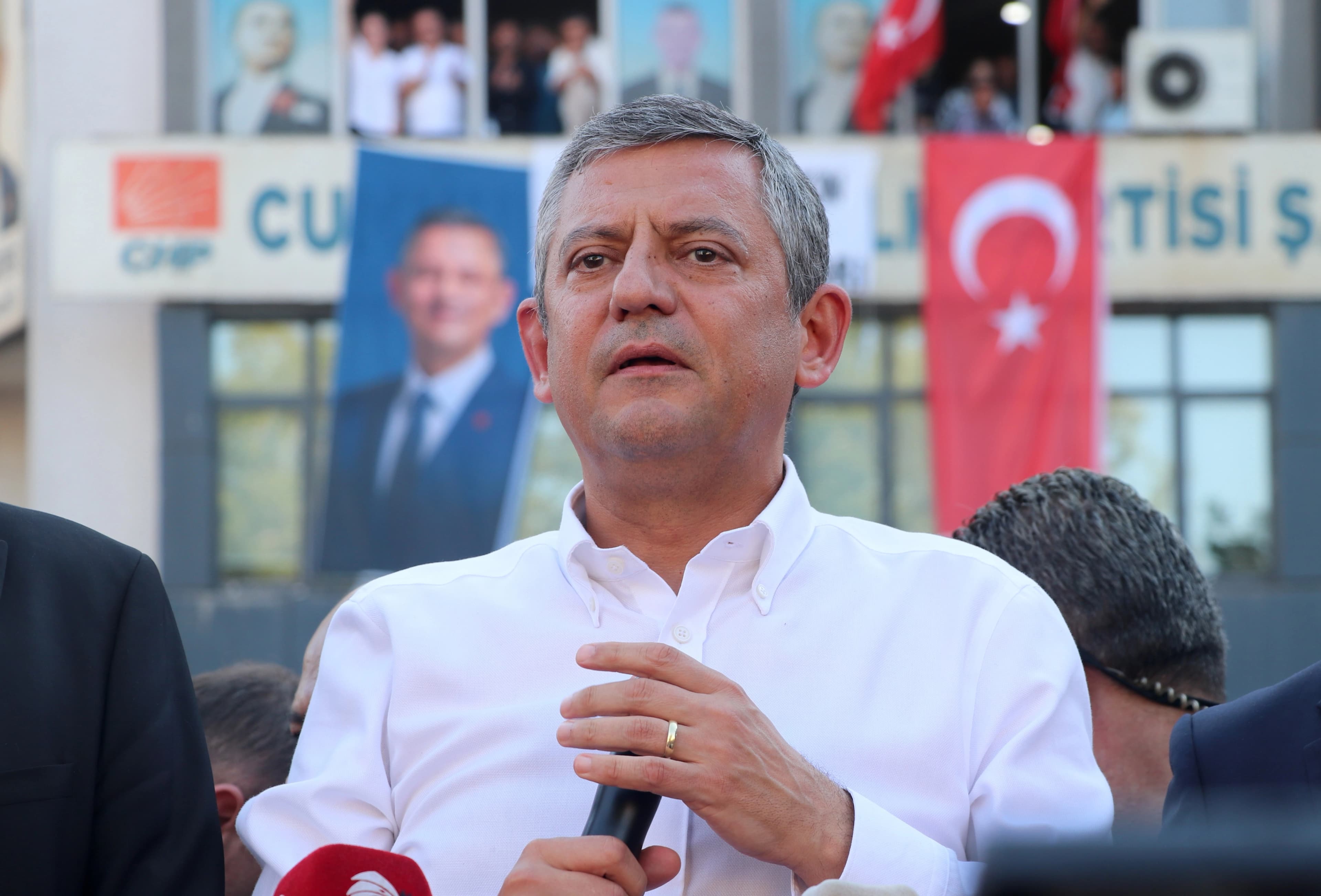 CHP Grup Başkanı Özgür Özel