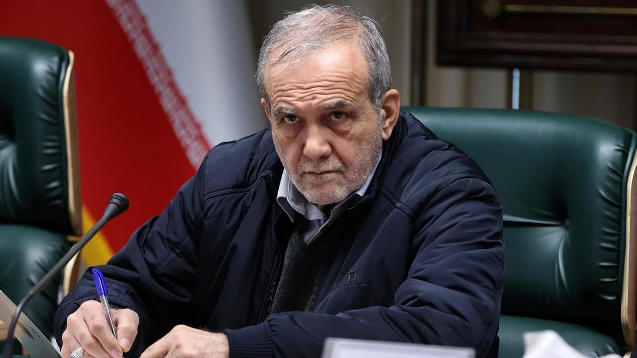 İran Cumhurbaşkanı Mesud Pezeşkiyan