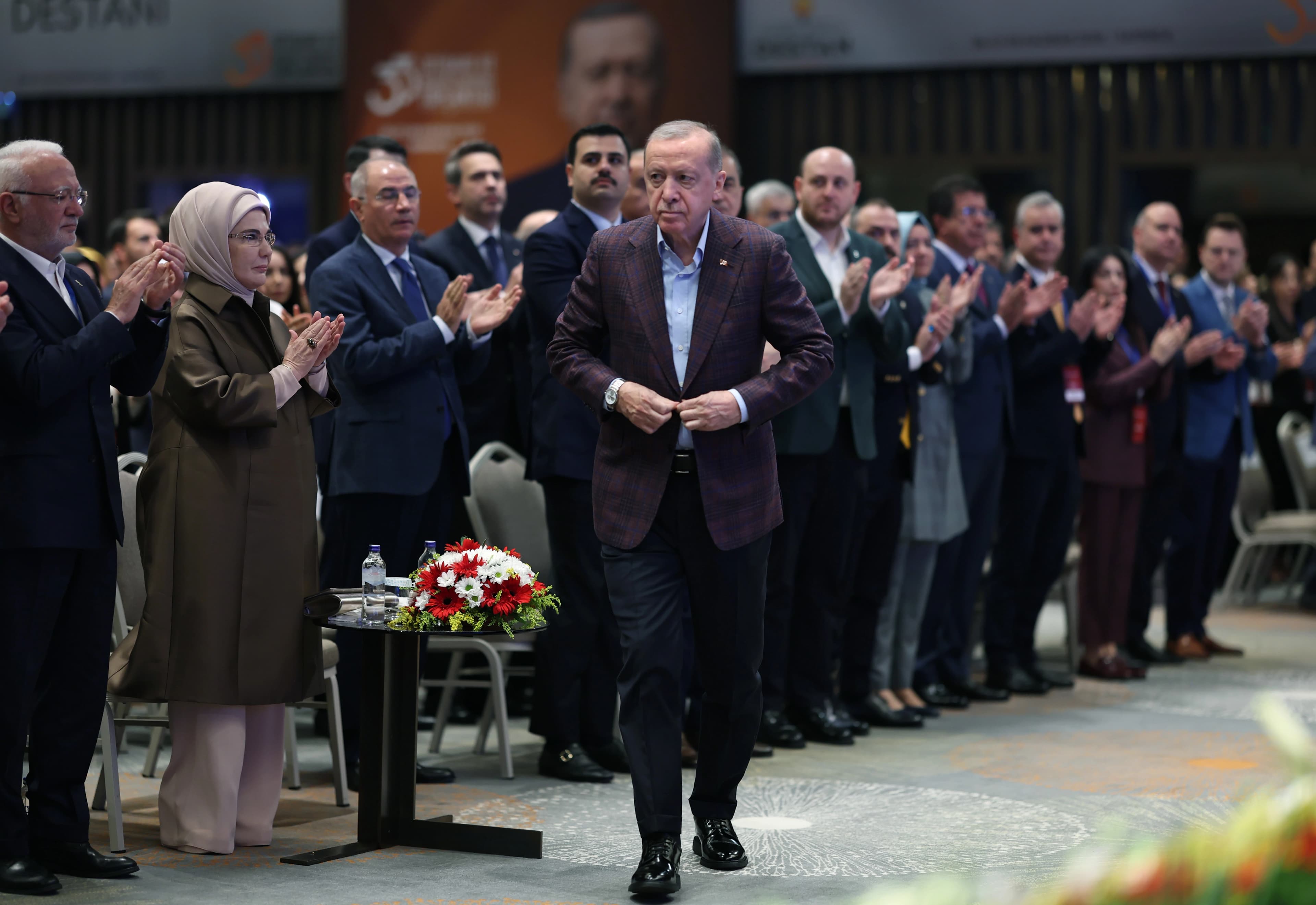 Türkiye Cumhurbaşkanı ve AK Parti Genel Başkanı Recep Tayyip Erdoğan Sapanca'da düzenlenen "AK Parti 33. İstişare ve Değerlendirme Toplantısı"na (27.06.2026) katıldı. / AA