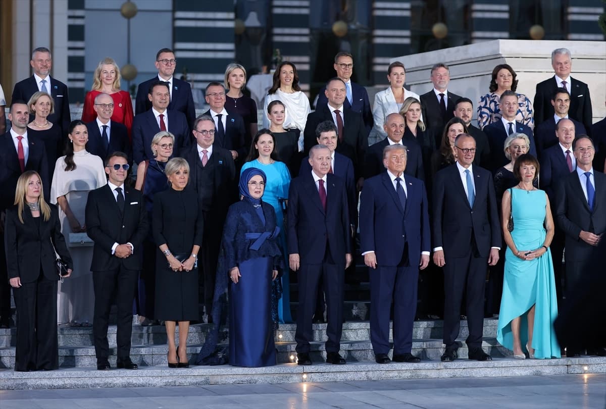 36.⁠ NATO Devlet ve Hükümet Başkanları Zirvesi için Ankara'da bulunan devlet ve hükümet başkanları ile eşleri onuruna Türkiye Cumhurbaşkanlığı Külliyesi'nde resepsiyon verildi. / Foto: AA
