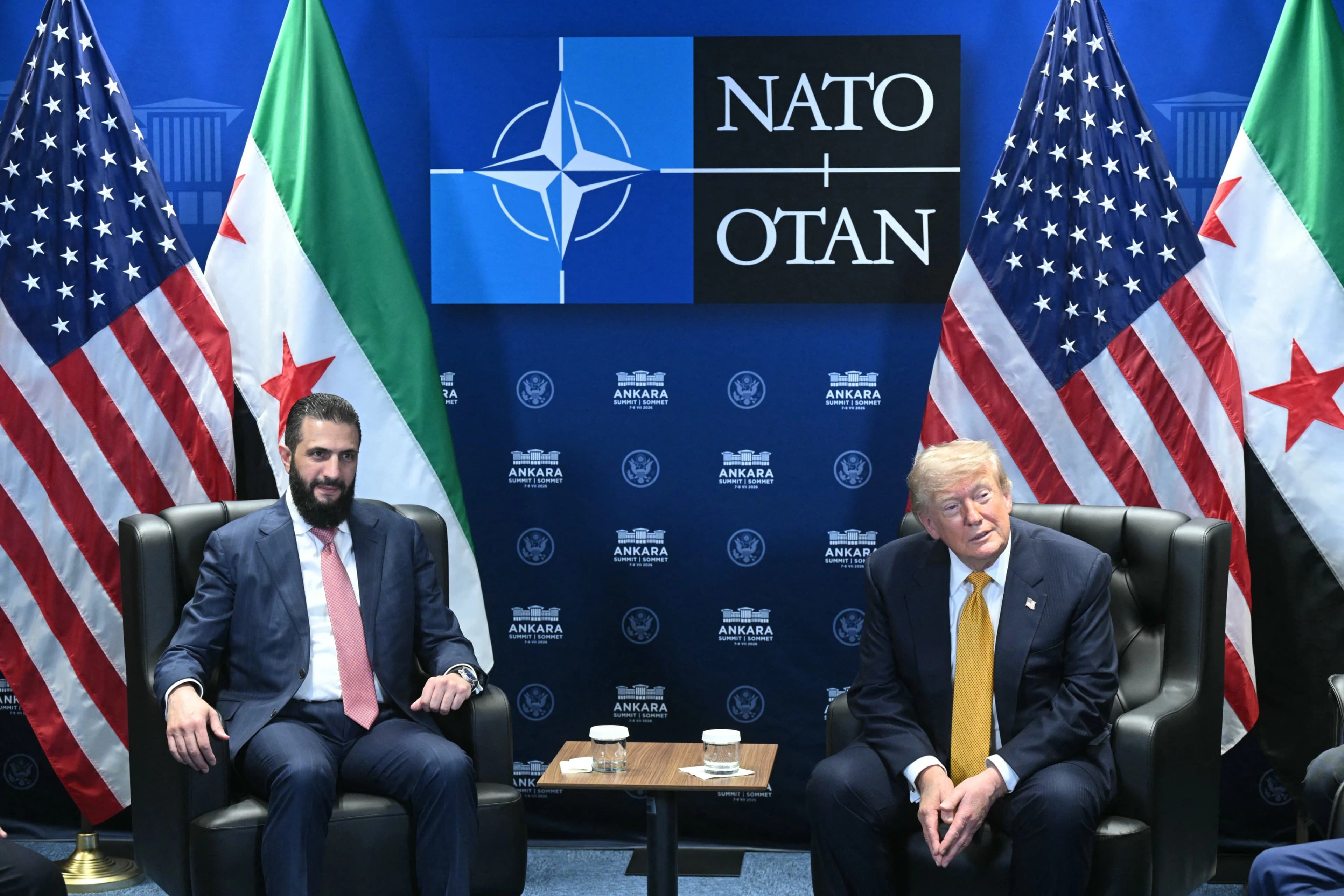 Donald Trump û Ehmed Şer li Enqereyê civiyan / Wêne: AA