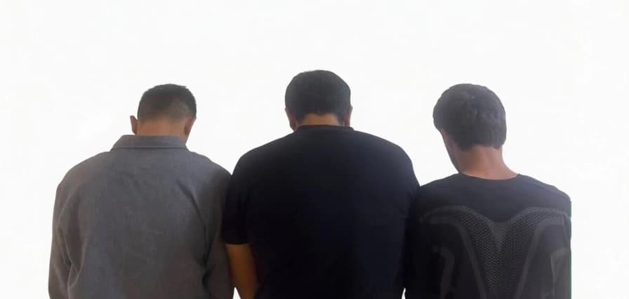 سێ تۆمەتبارە دەستگیرکراوەکە