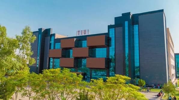 زانکۆی تیشکی نێودەوڵەتی لە هەولێر