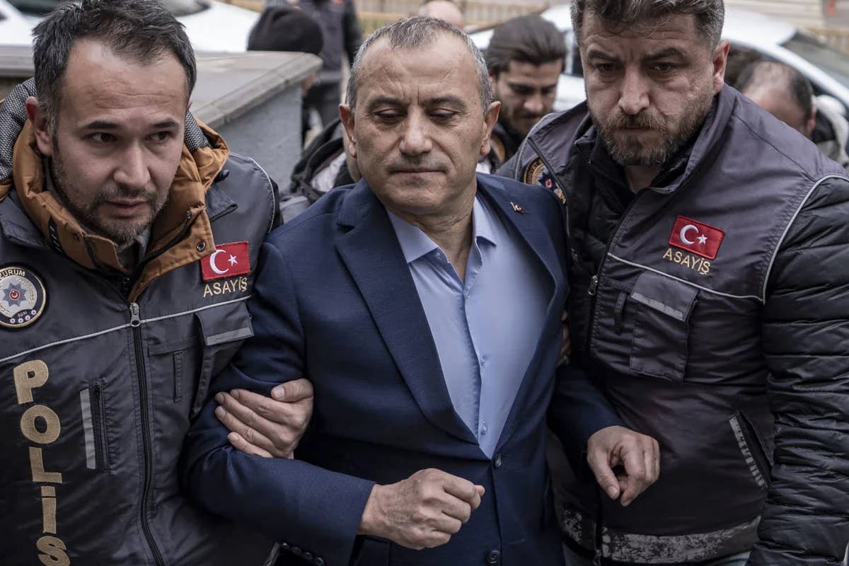 Tutuklanan eski vali Tuncay Sonel