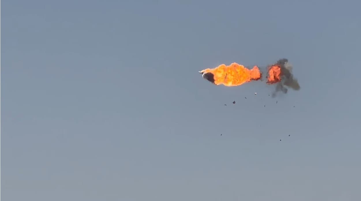 وێنەی تێکشکاندنی یەکێک لە درۆنەکان