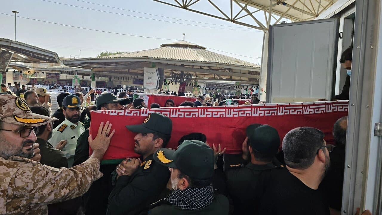 The bodies of five Islamic Revolutionary Guard Corps (IRGC) members were transferred from Iraq into Iran through the Mehran border crossing on July 31, 2026. Photo: IRNA