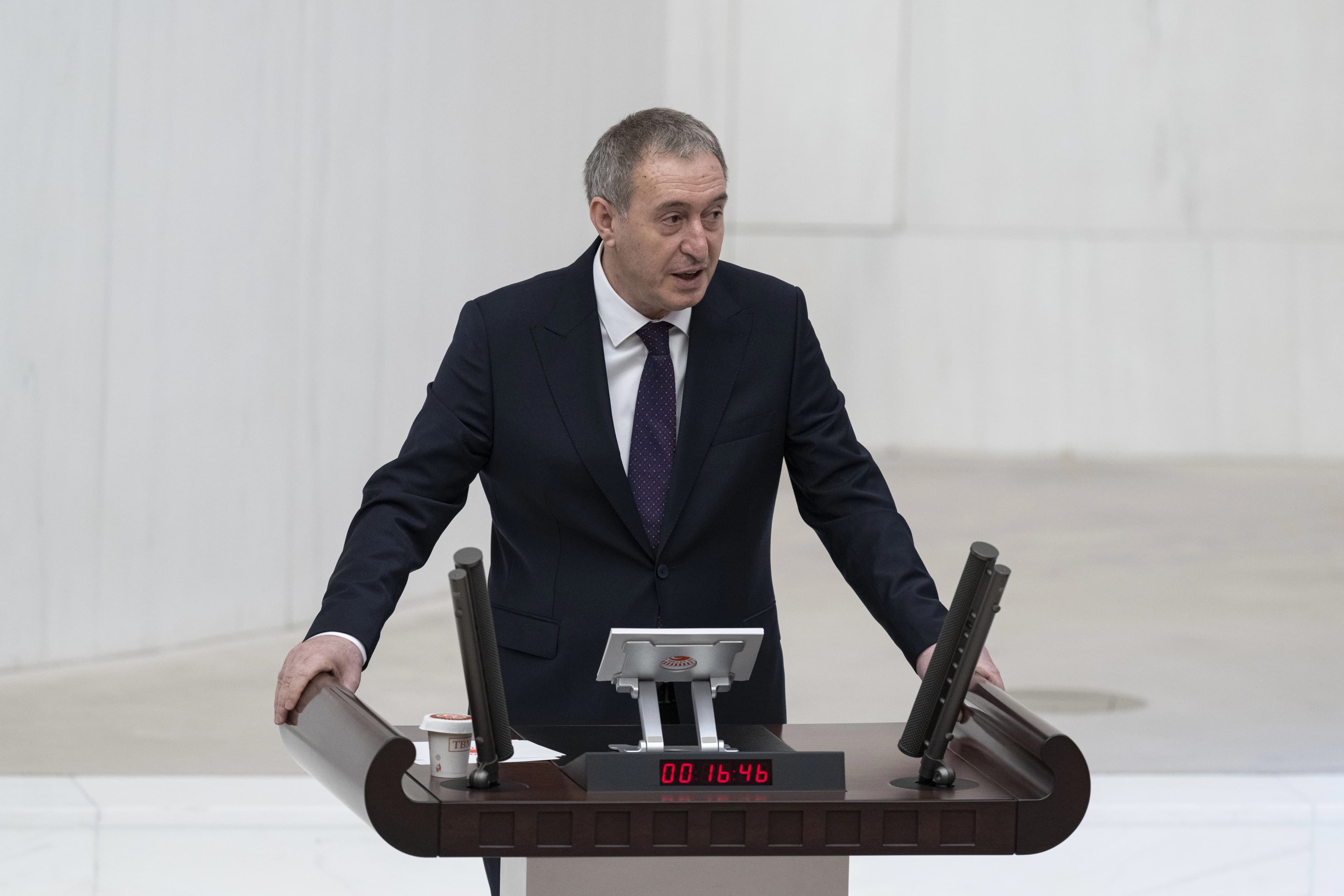 DEM Parti Eş Genel Başkanı Tuncer Bakırhan partisi adına söz aldı.