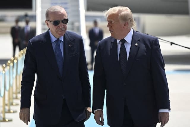 ترەمپ و ئەردۆغان لە لووتکەی ناتۆ لە ئەنقەرە (7-7-2026). وێنە: Reuters