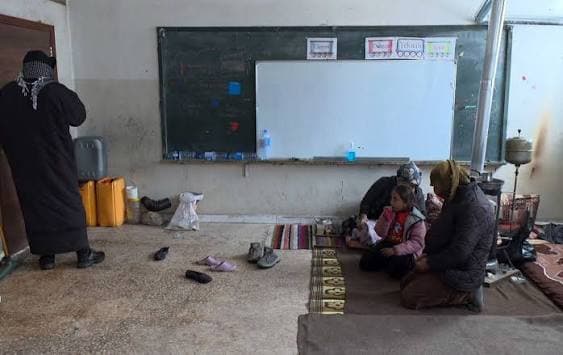 IDP families sheltered in a school in the city of Qamishli, January 2026. Photo: Rudaw staff