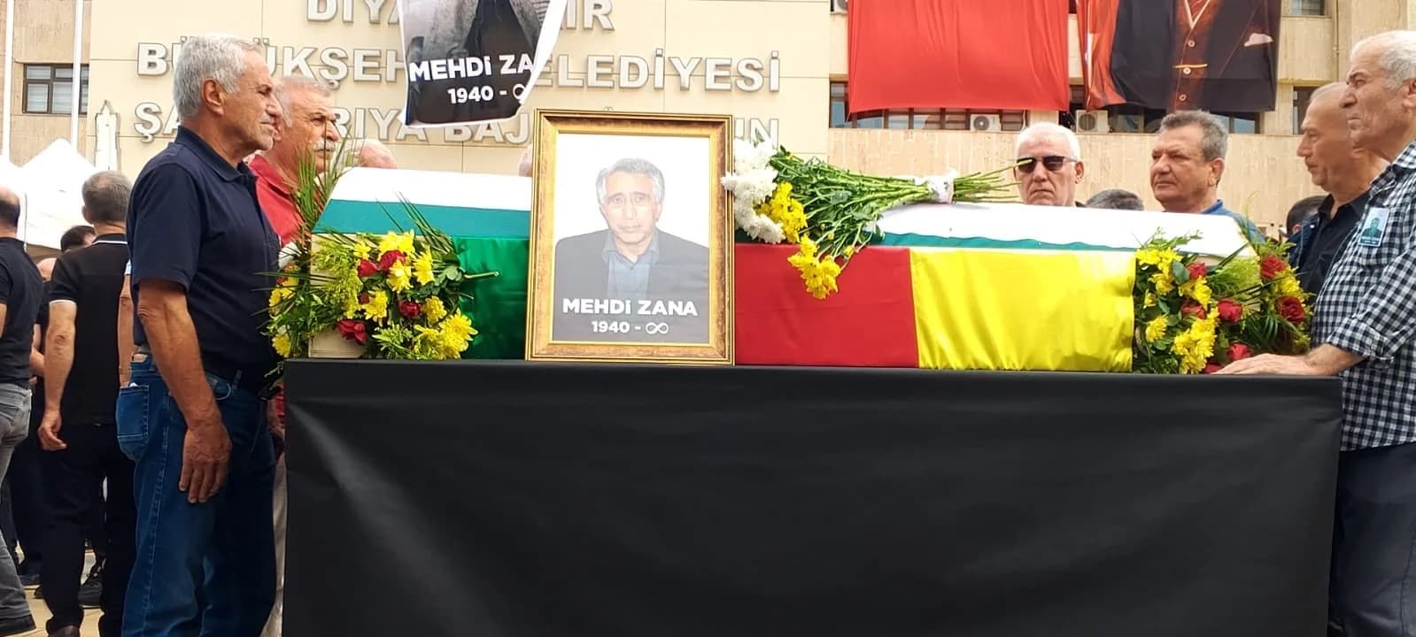Merasîma cenazeyê ya Mehdî Zana / Wêne: Rûdaw