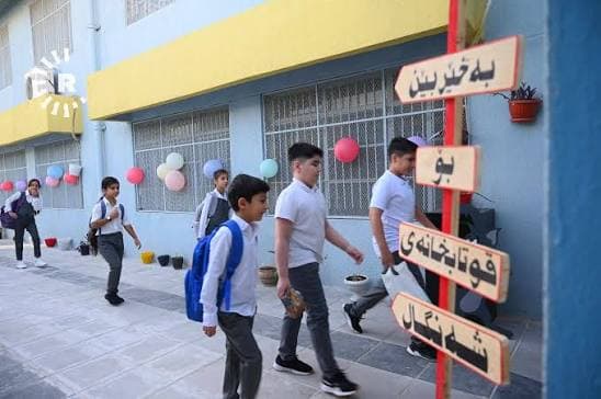 کاتی گەڕانەوەی قوتابییان بۆ قوتابخانەی شنگال لە هەولێر. وێنە: بڵند تاهیر - رووداو