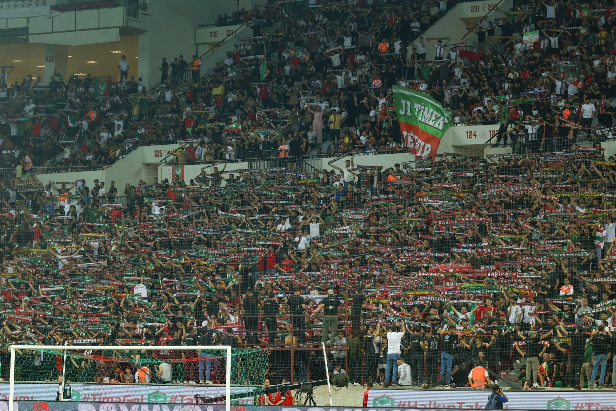 Alîgirên Amedsporê (Amed) / Wêne: @amedskofficial
