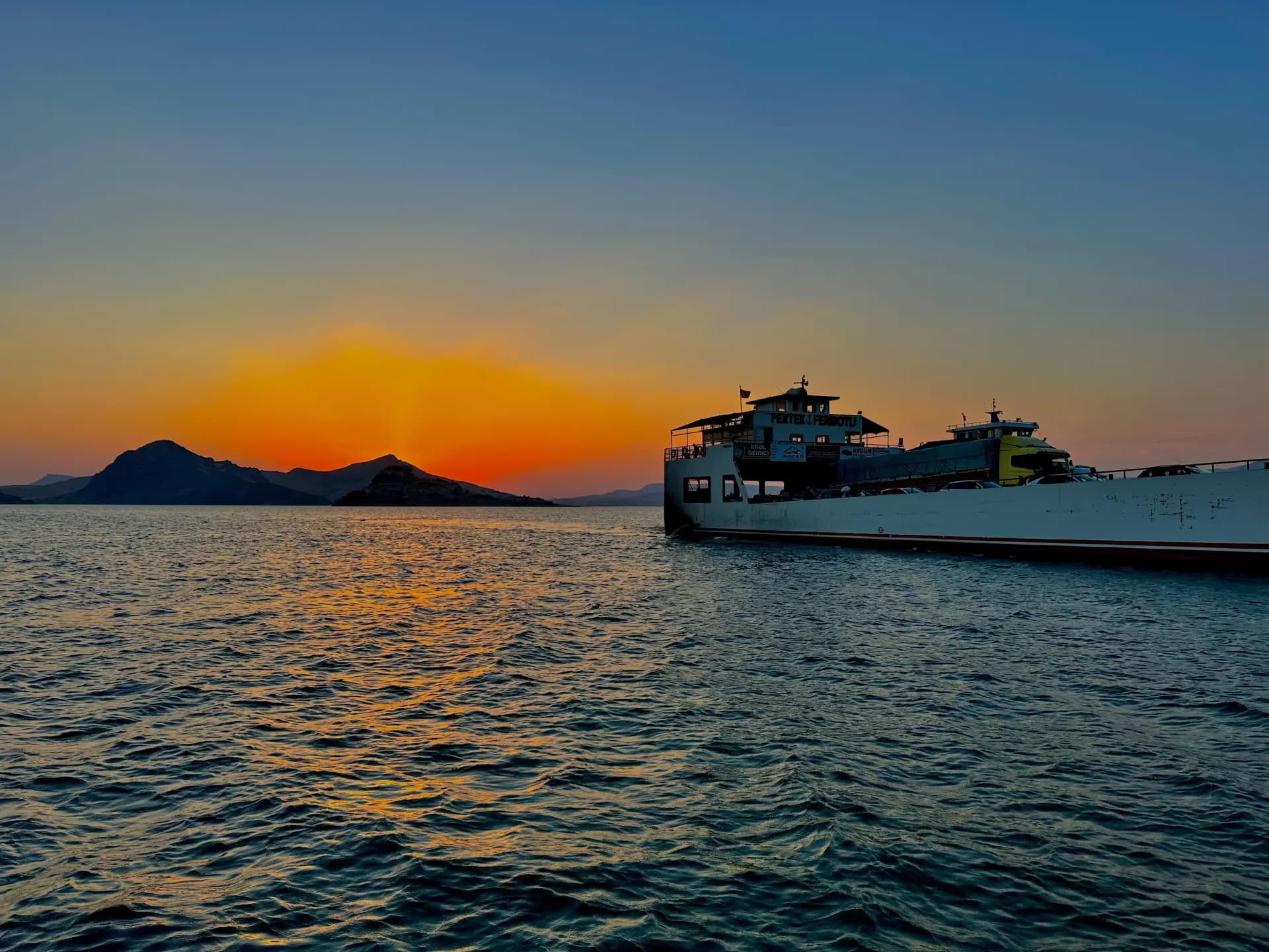 Dersim-Elazığ feribotu. /  Foto: Ali Haydar Gözlü / Rûdaw