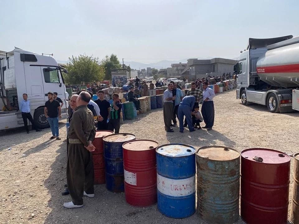 دیمەنی دابەشکردنی نەوتی ماڵان.
