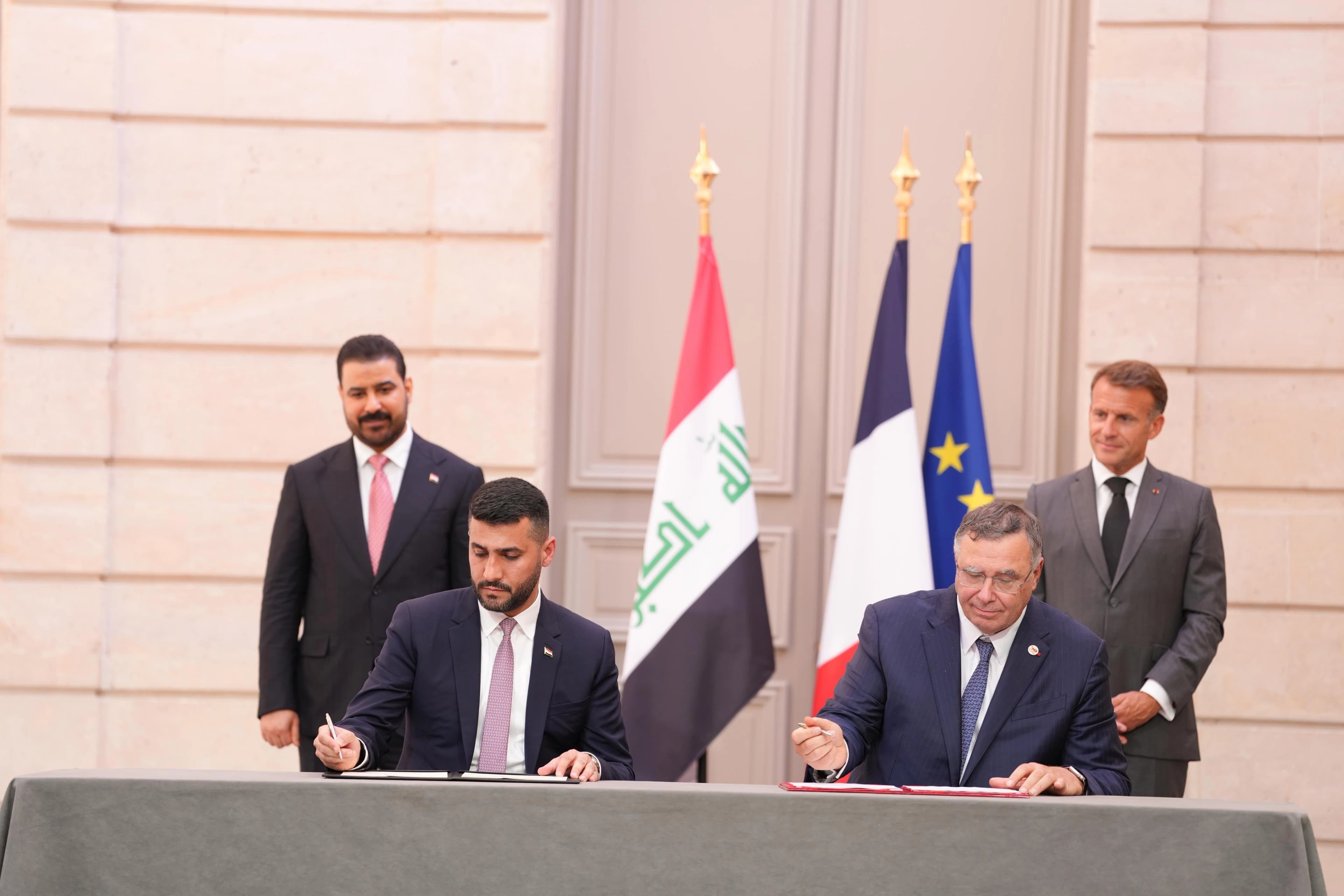 رئيس الوزراء العراقي والرئيس الفرنسي