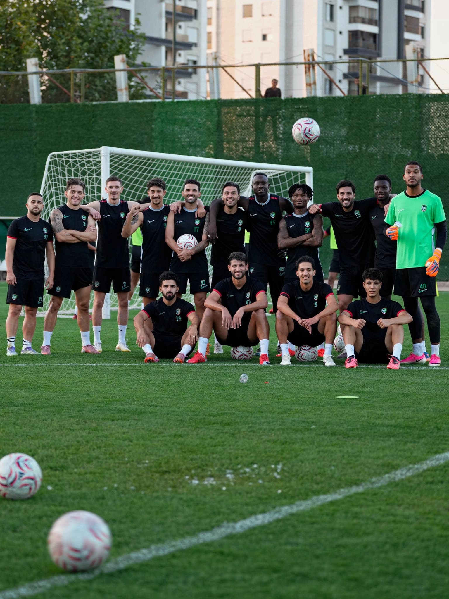 Tîma Amedsporê piştî rahênanê / Wêne: @amedskofficial