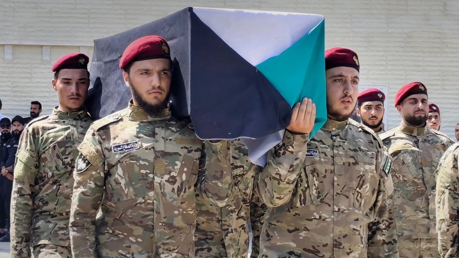 The funeral of 11 soldiers killed in Deir ez-Zor. Date: September 19, 2026. Photo: SANA