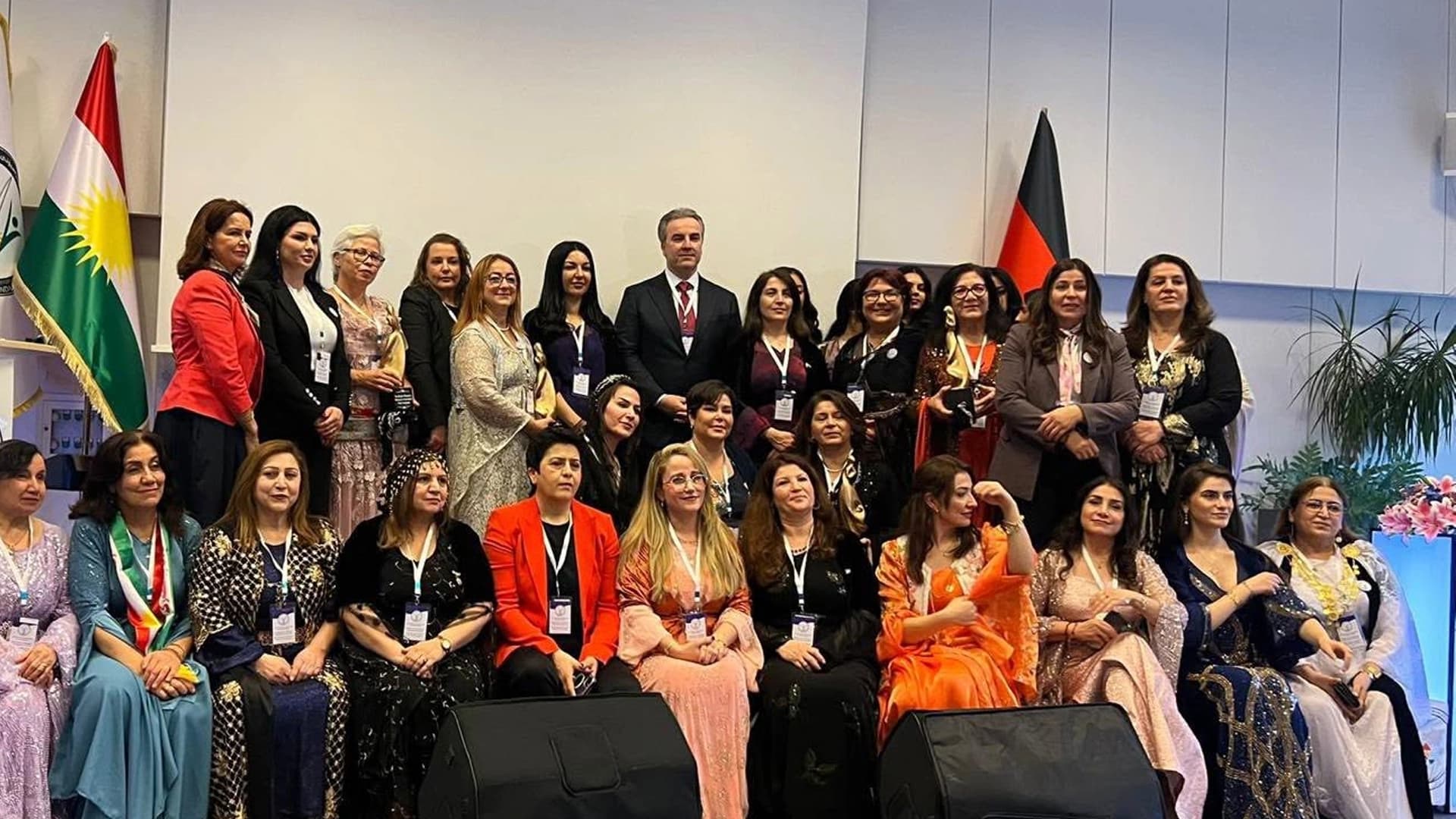 Konferansa Yekemîn a Federasyona Jinên Kurdistanî yên Diyasporayê / Wêne: Arşîv
