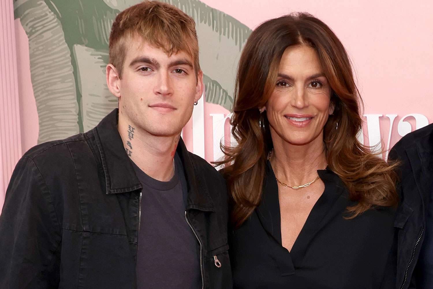 Cindy Crawford ve oğlu Presley Gerber. / Sosyal medya