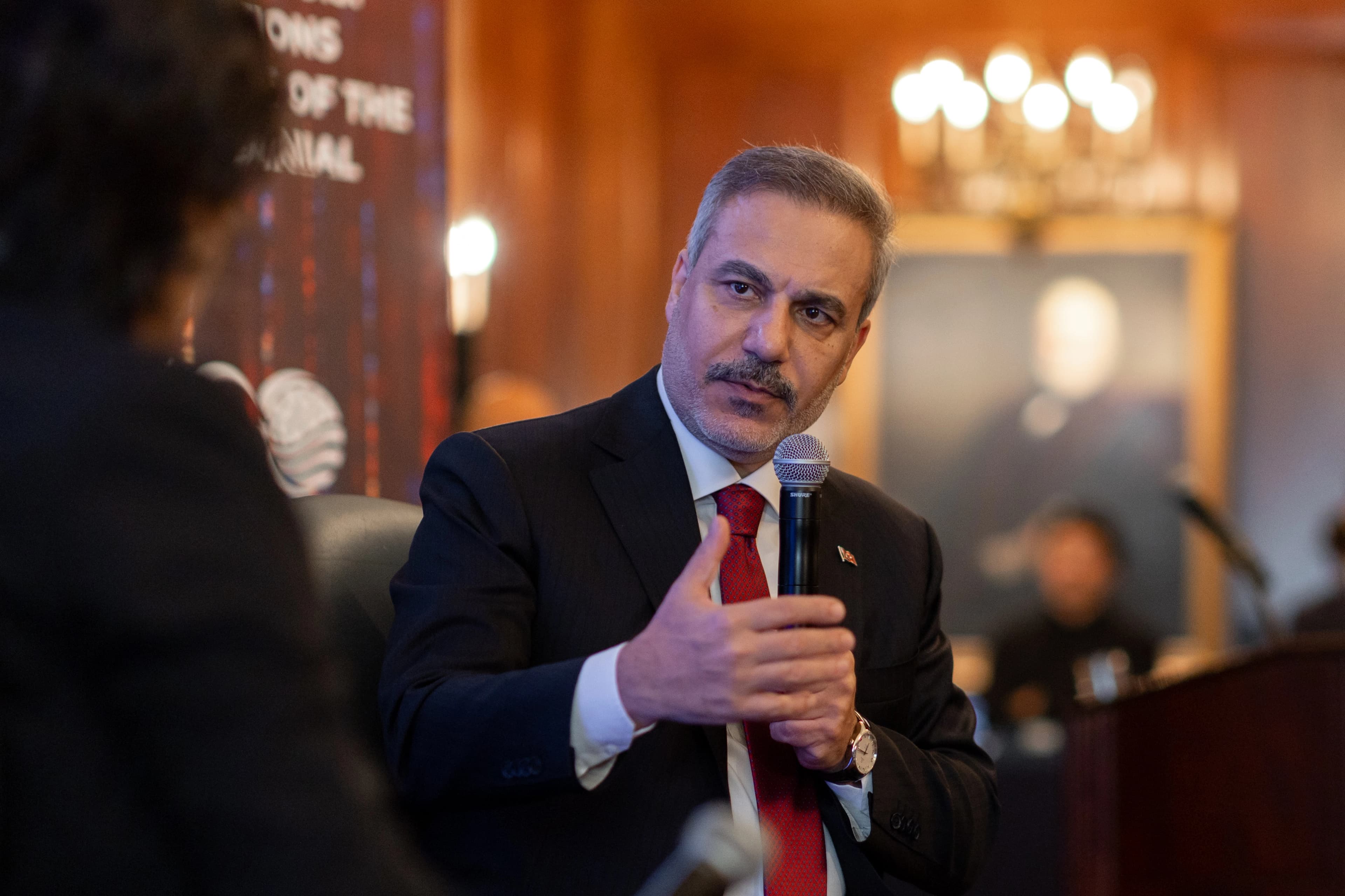 Türkiye Dışişleri Bakanı Hakan Fidan, New York'ta "100. Yıla Girerken Türkiye-ABD İlişkileri" Paneli'nde konuştu. / AA