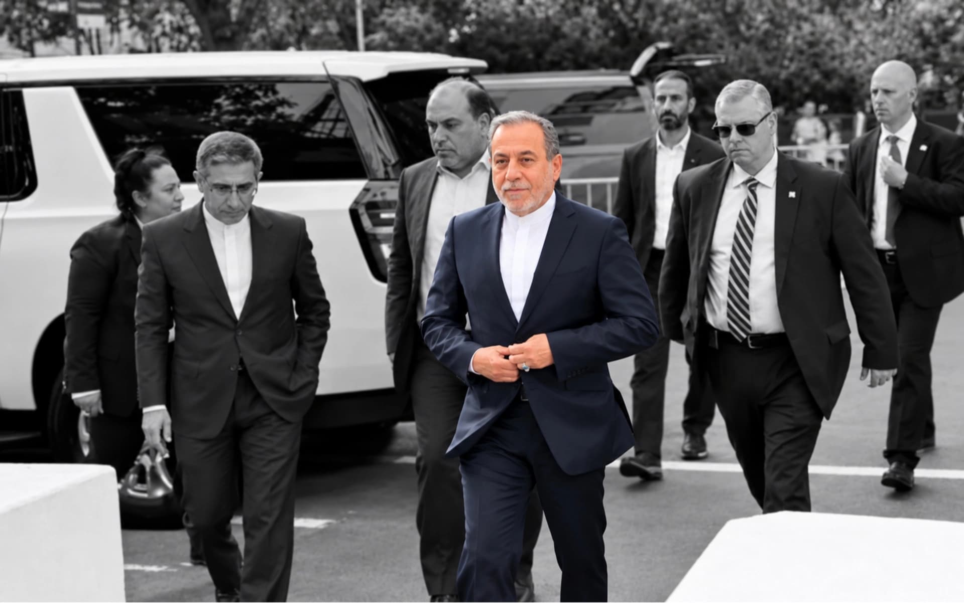 ساتی گەیشتنی عەباس عێراقچی، وەزیری دەرەوەی ئێران و تیمەکەی بە شاری نیویۆرکی ئەمریکا لە رۆژی 22-9-2026.