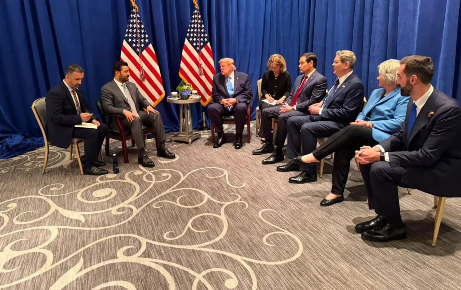 Elî Zeydî û Donald Trump li hev civiyan / Wêne: Torên civakî