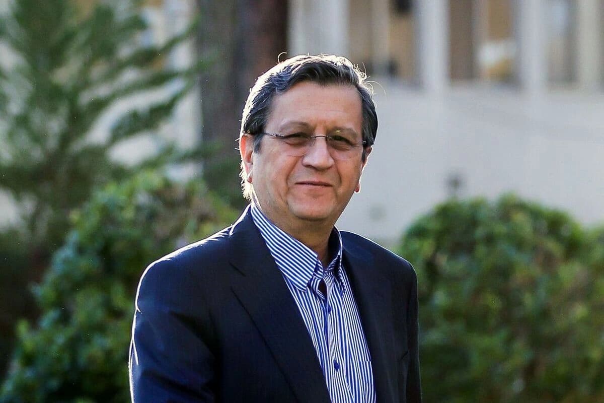 عەبدولناسر هیممەتی، سەرۆکی بانکی ناوەندیی ئێران