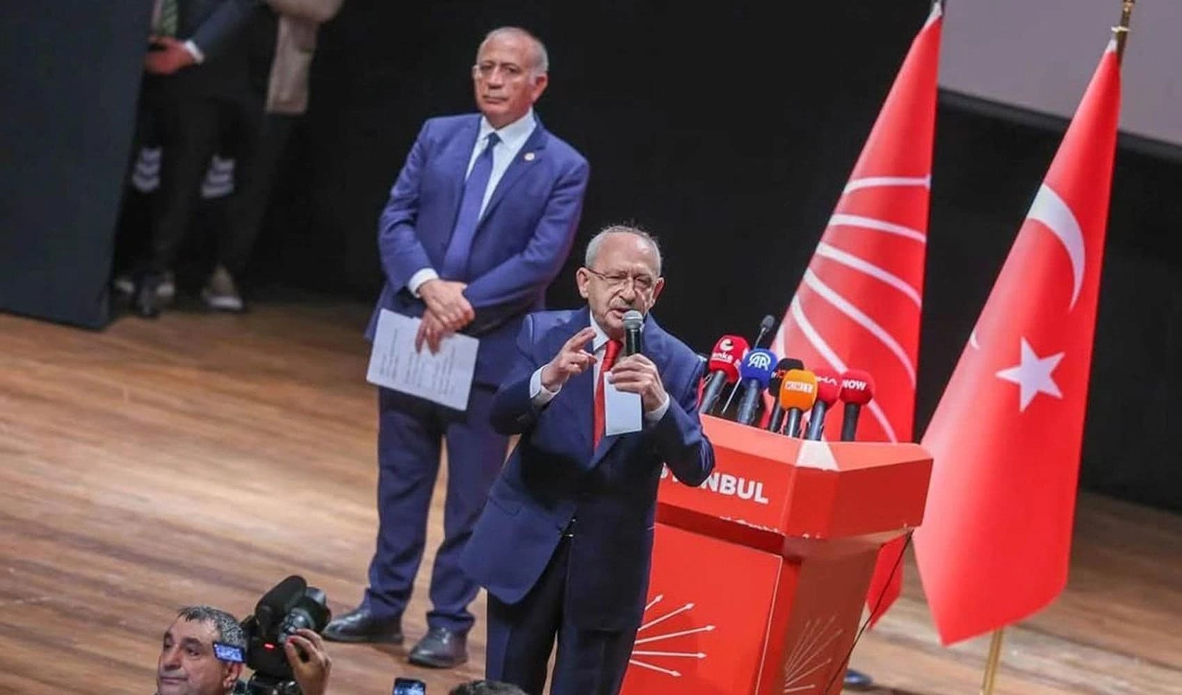 Gürsel Tekin (solda) ve Kemal Kılıçdaroğlu