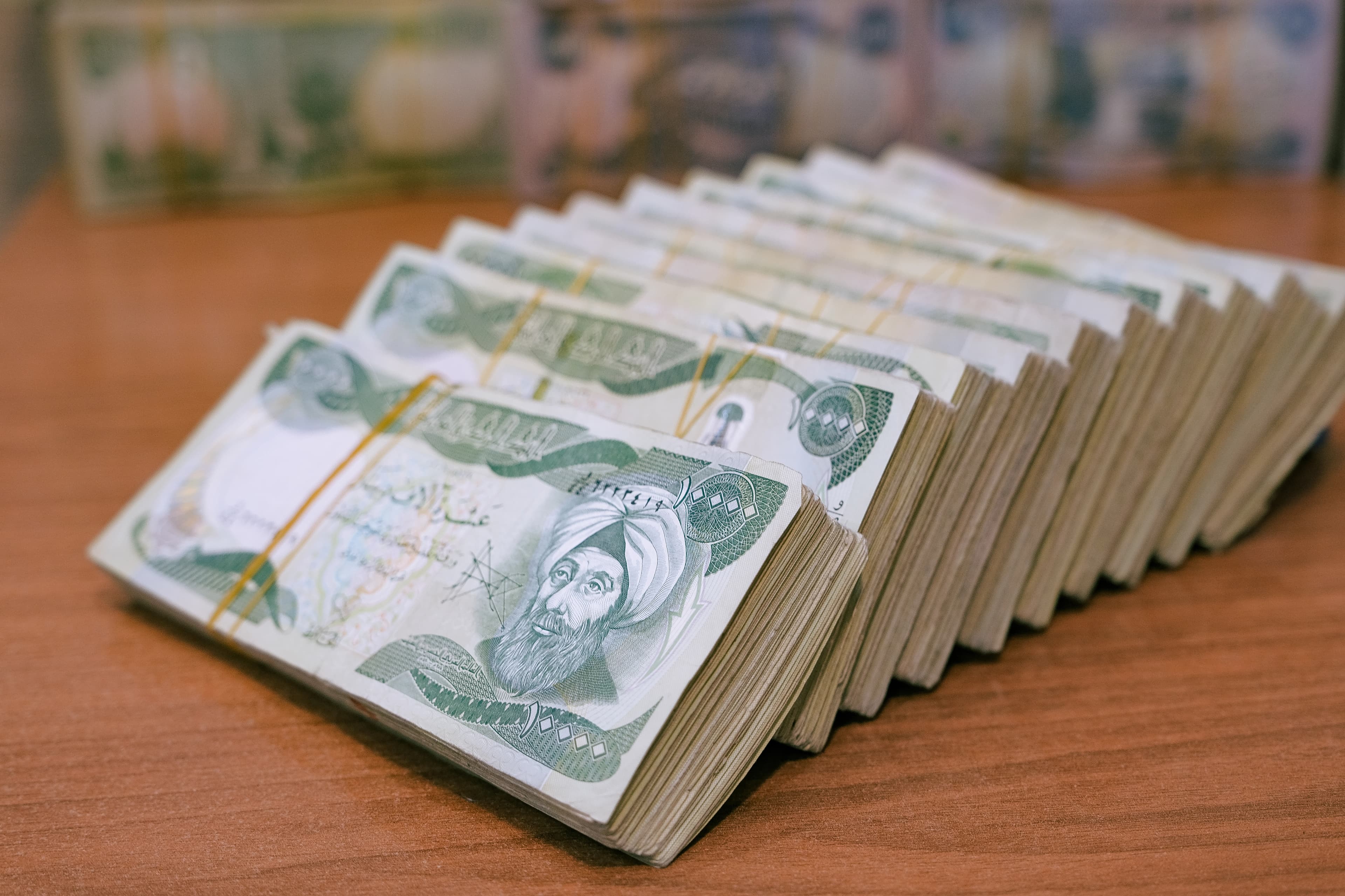 فۆ تۆ : بڵند تاهیر