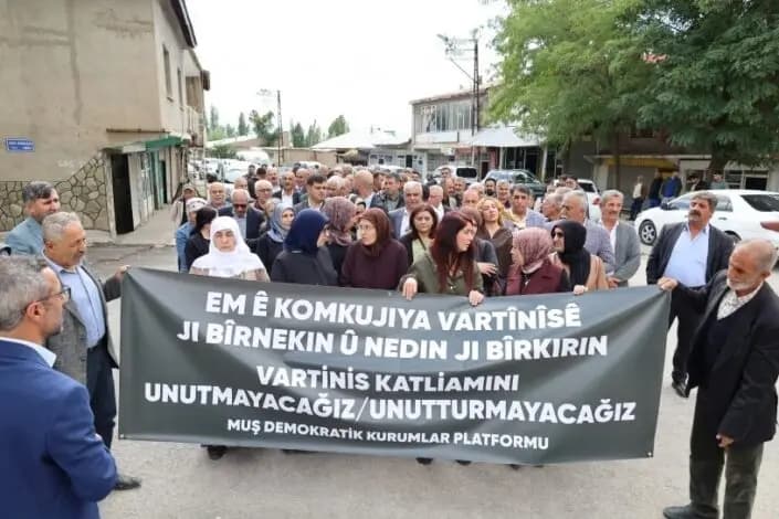 Komkujiya Vartînîsê hat bibîranîn: / Wêne: Torên civakî