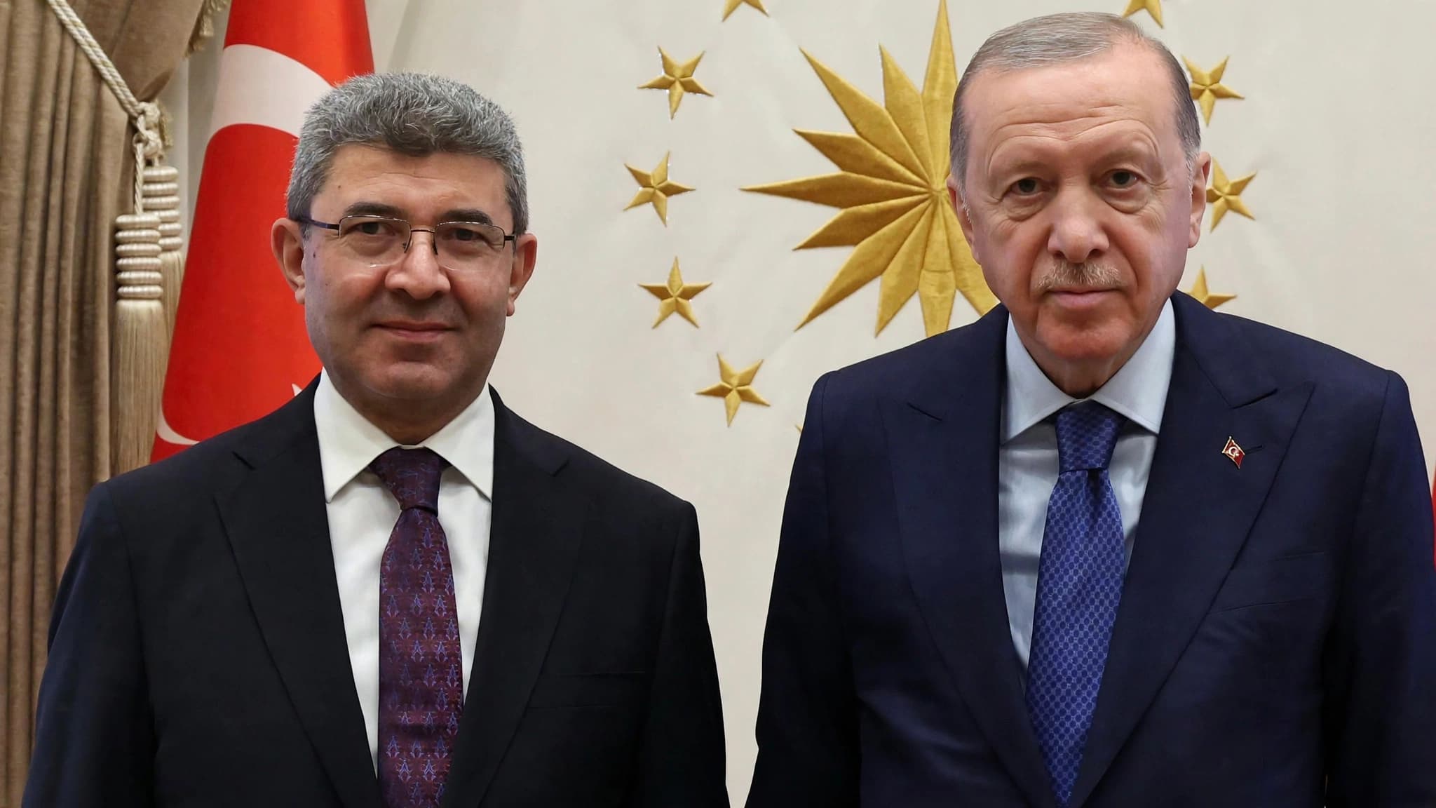 HSK Başkanvekili Fuzuli Aydoğdu (solda), Türkiye Cumhurbaşkanı Recep Tayyip Erdoğan ile görüşmüştü.