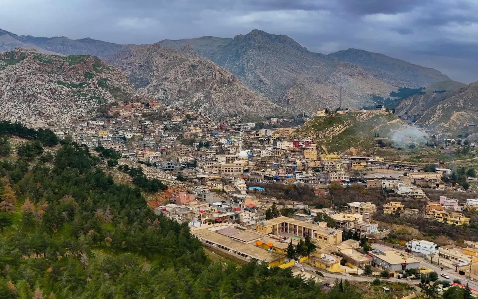 دیمەنێکی گشتیی قەزای ئاکرێ. وێنە: بڵند تاهیر - رووداو/ئەرشیڤ