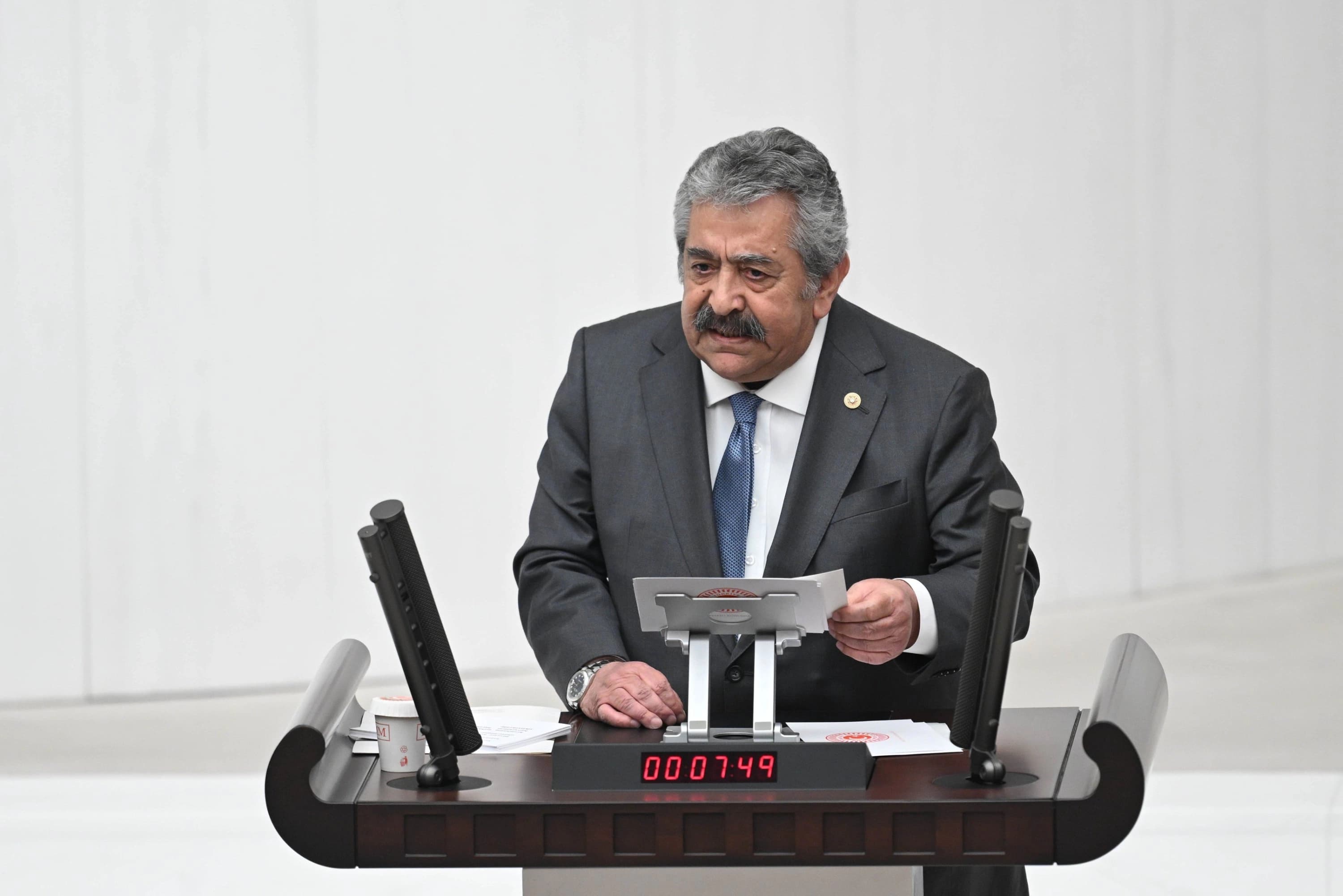 فەتی یڵدز، یاریدەدەری سەرۆکی مەهەپە