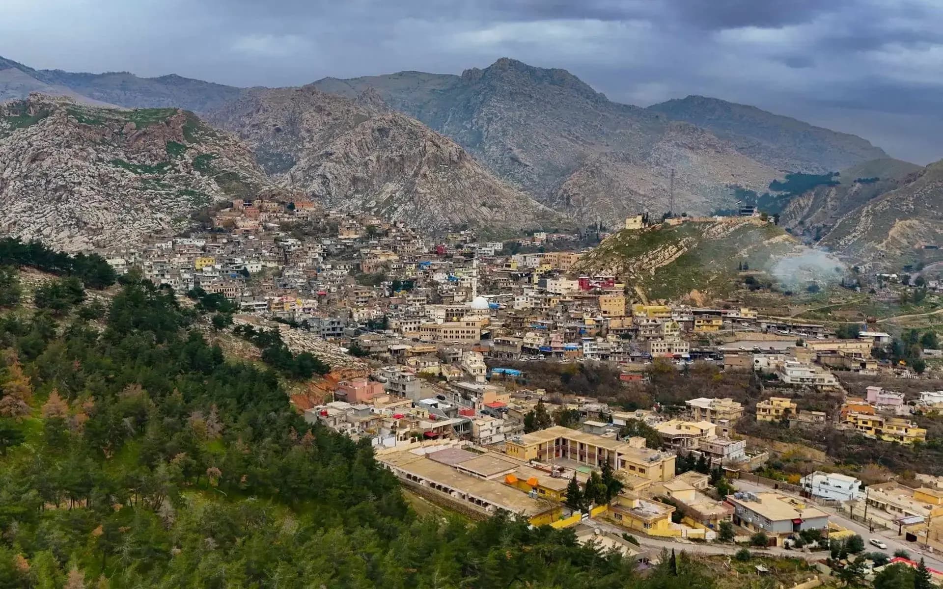دیمەنێکی گشتیی قەزای ئاکرێ. وێنە: بڵند تاهیر - رووداو/ئەرشیڤ