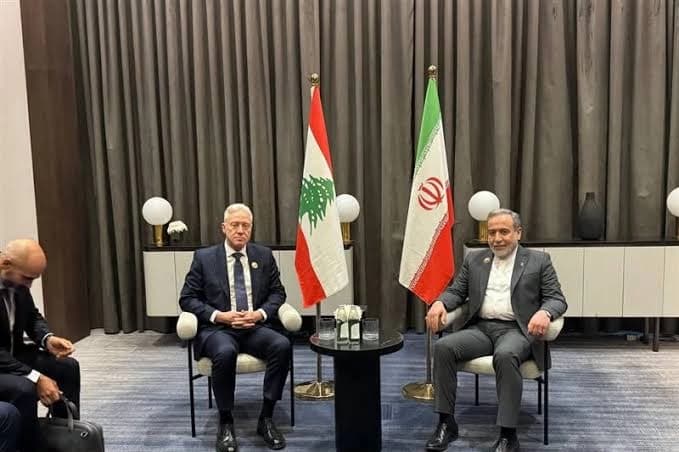 Foto: İran Dışişleri Bakanı Abbas Erakçi ile Lübnanlı mevkidaşı Yusuf Recci, Irak'ın başkenti Bağdat'ta düzenlenen İslam İşbirliği Teşkilatı (İİT) 52. Dışişleri Bakanları Konseyi Toplantısı kapsamında bir araya geldi
