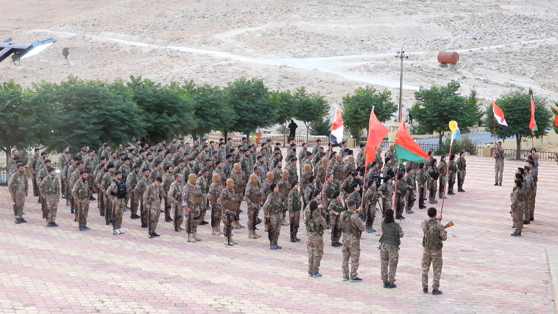 Hêzên YBŞ û YBJyê / Wêne: Rojnews