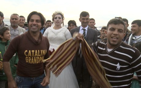 Special day at refugee camp as Mosul couple ties the knot