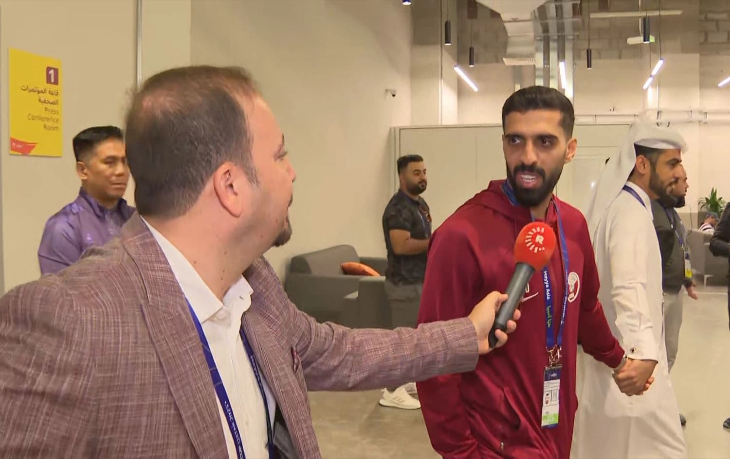 اللاعب حسن الهيدوس لرووادو: حضور الجماهير سيعطينا دافعاً قوياً للفوز في كأس آسيا 