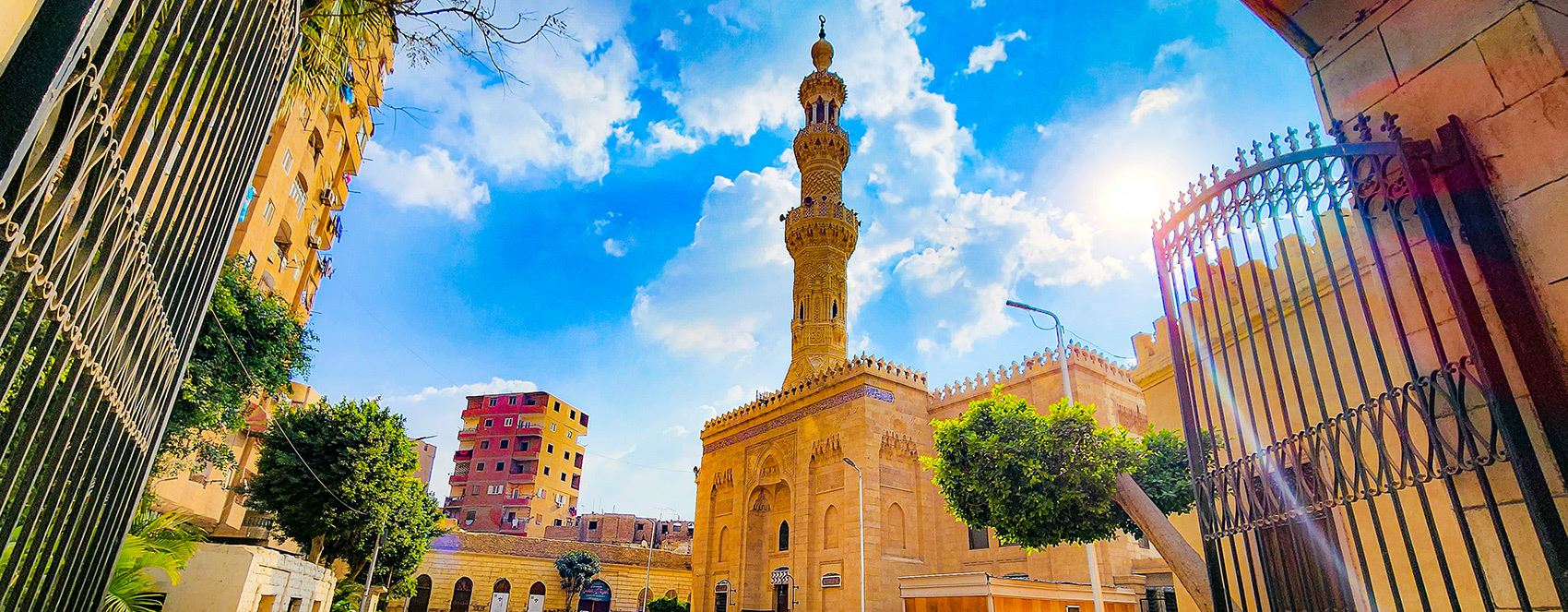 صور.. ضريح الإمام الشافعي تحفة معمارية وروحانية في القاهرة