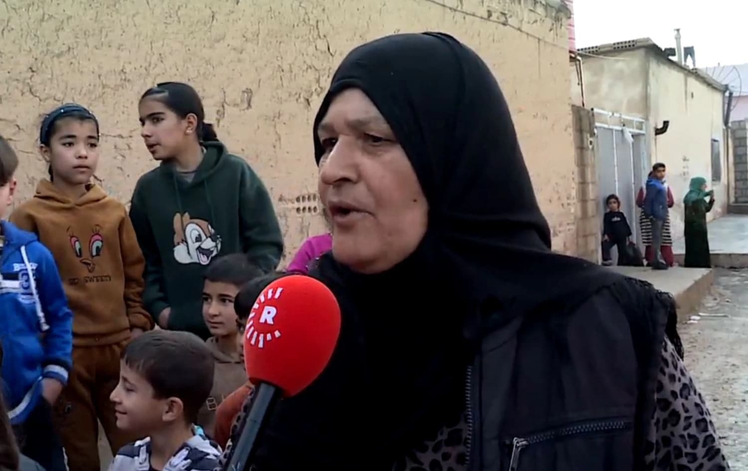 Dengê dilê Qamişloyê: 'Başûrê Kurdistanê em bi tenê nehiştin'