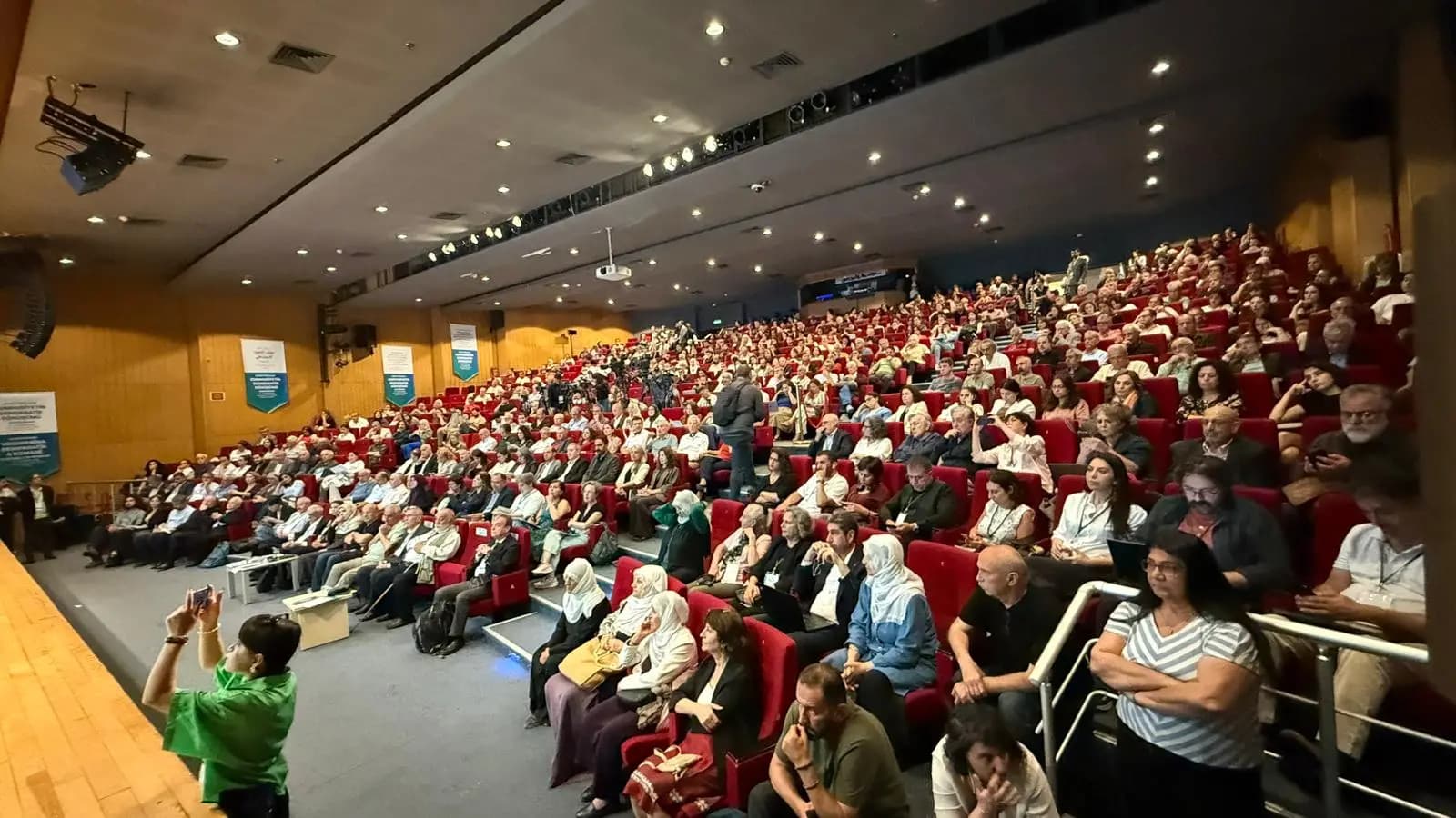 Konferansa Veguherîna Demokratîk a Komarê ya li Stenbolê / Wêne: Rûdaw