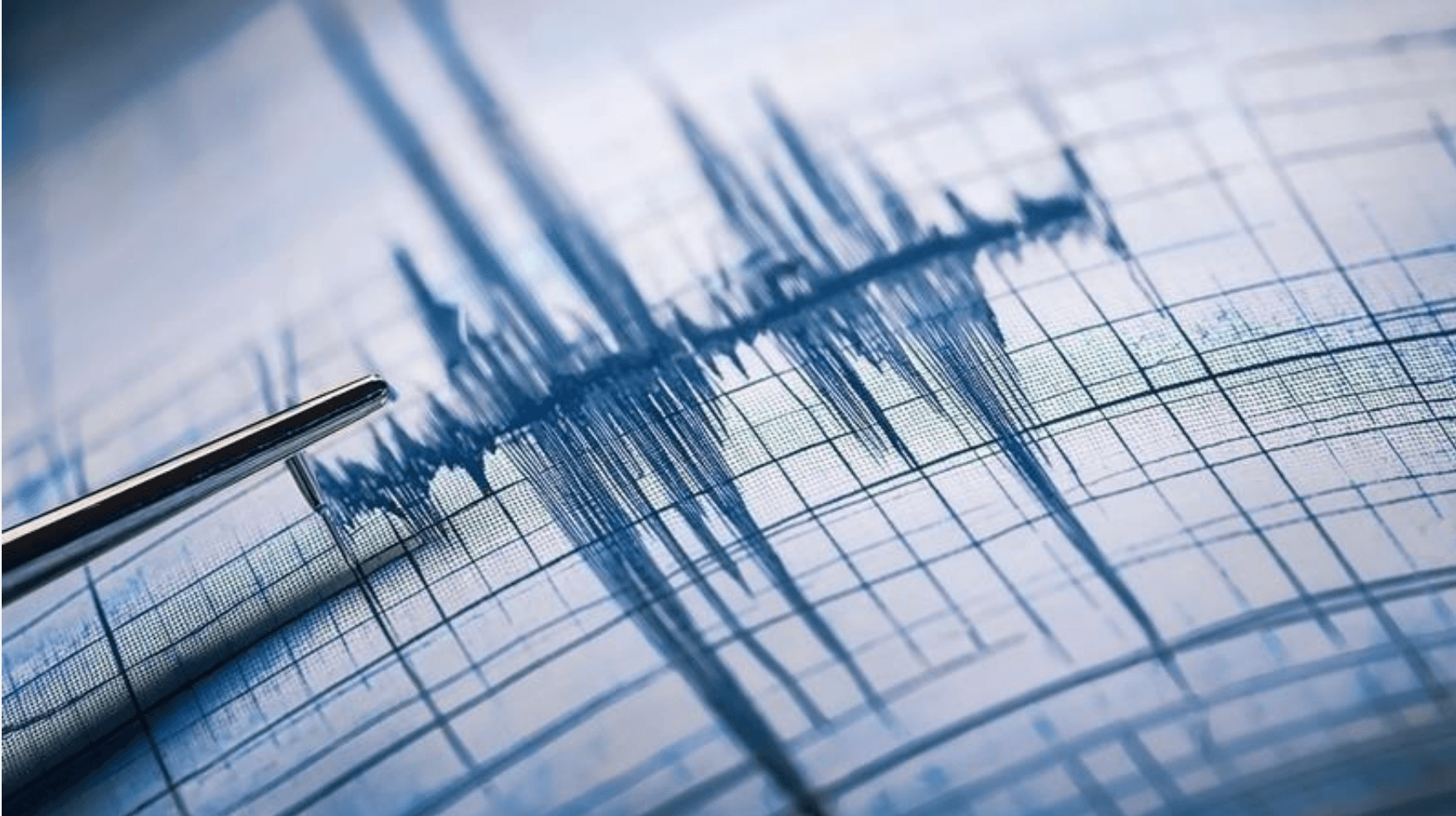 Endonezya'da 6.7 büyüklüğünde deprem