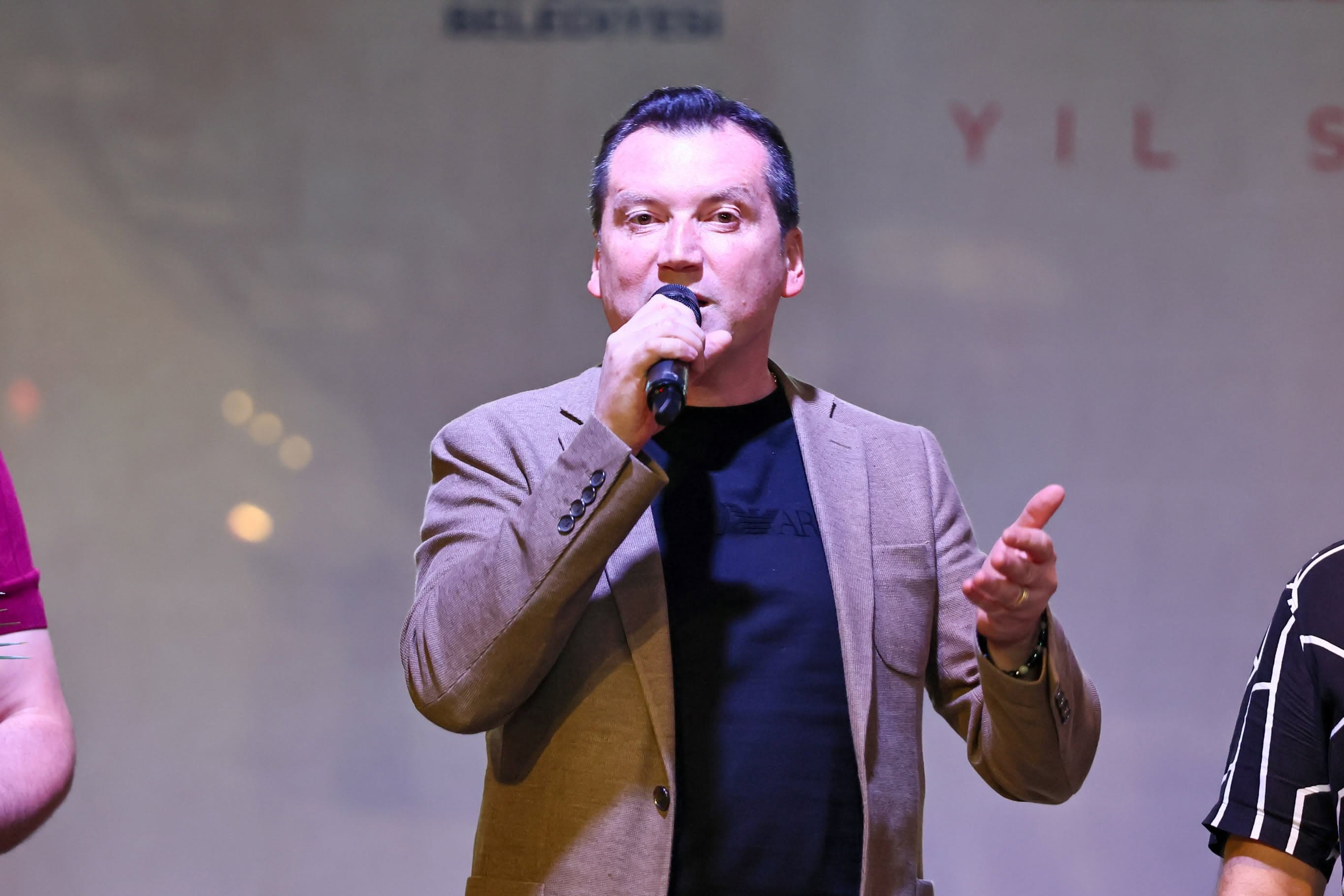 Tutuklanan CHP'li Silivri Belediye Başkanı Balcıoğlu görevden uzaklaştırıldı