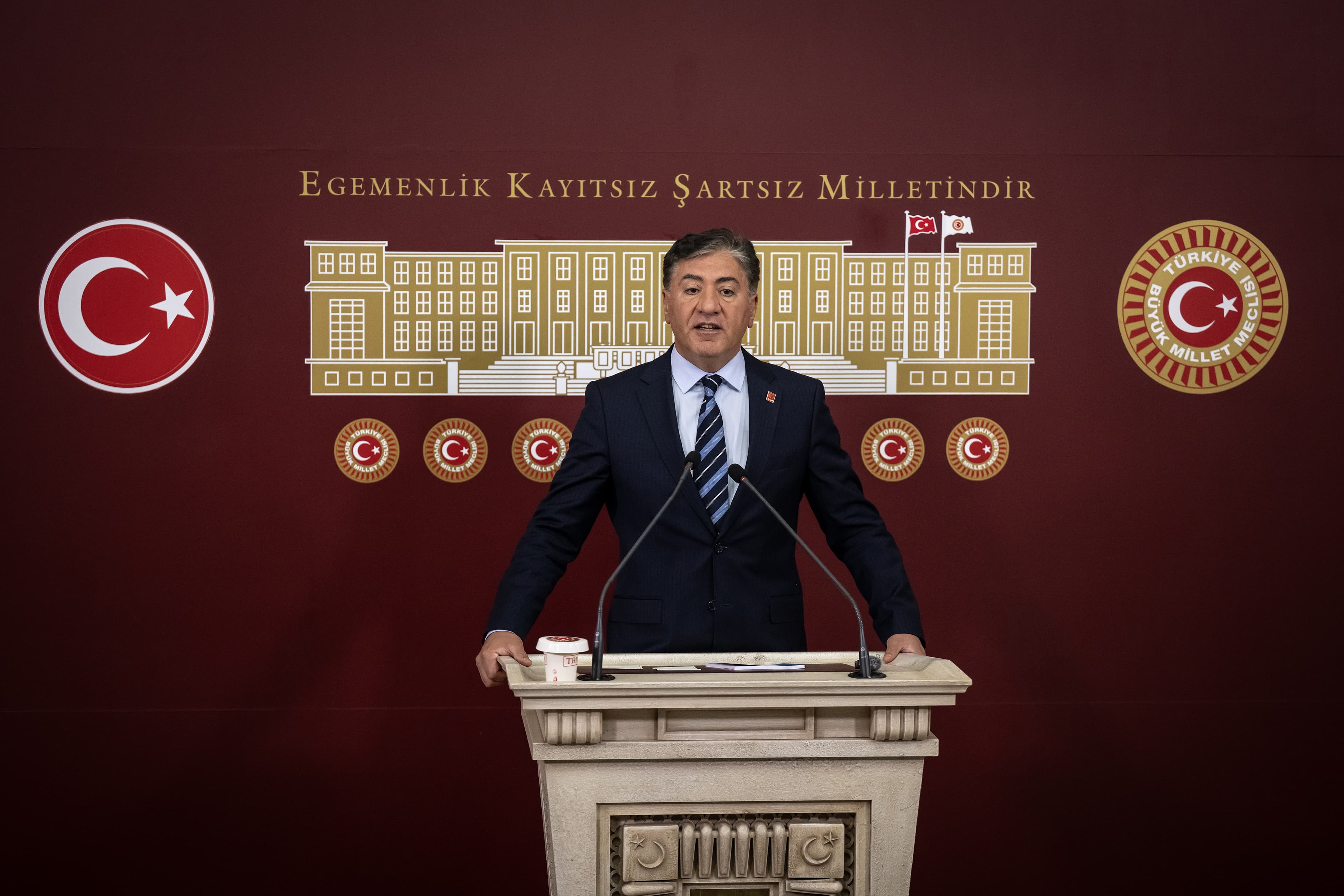 CHP'de kurultay krizi büyürken Murat Emir uyardı: Kurultay yapılmazsa CHP seçime giremeyebilir
