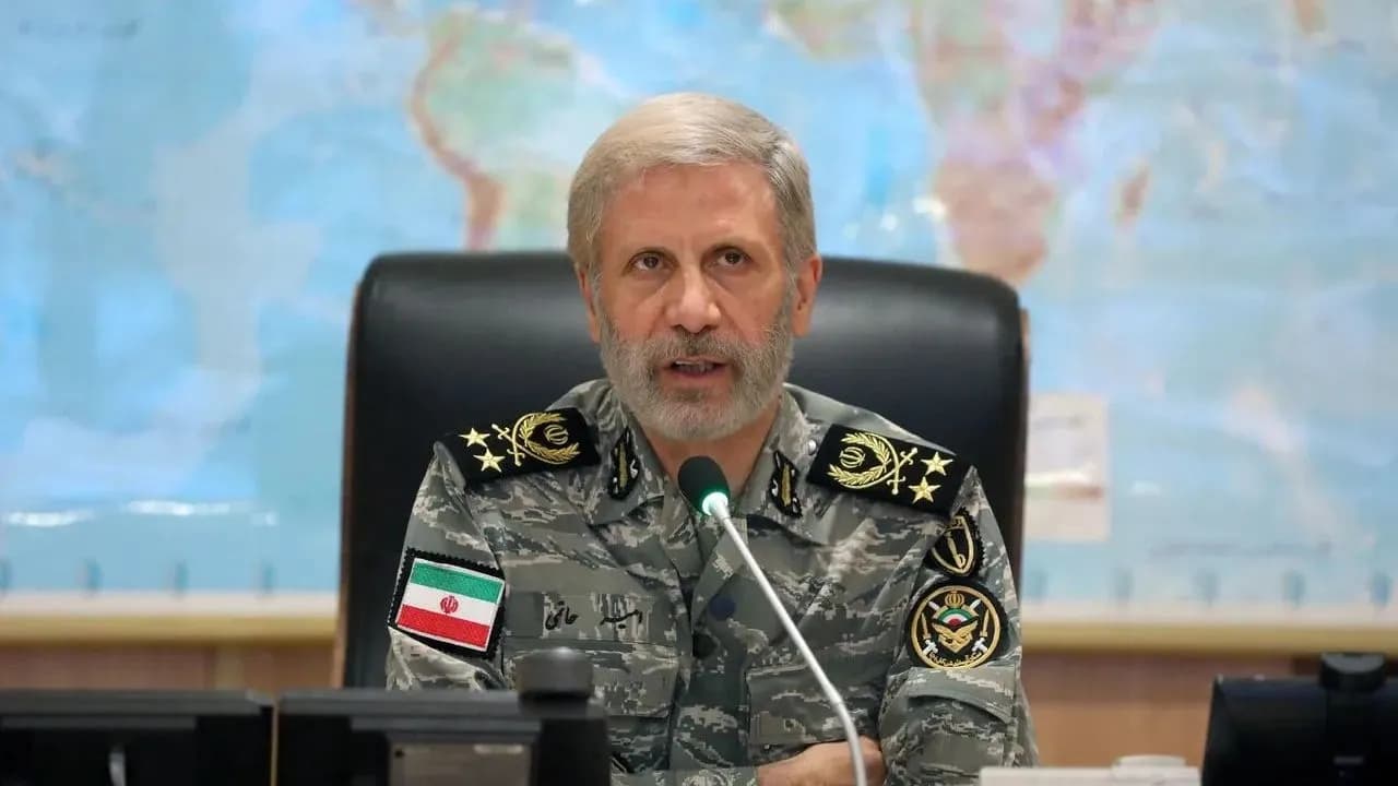 ئەمیر حاتەمی، فەرماندەی گشتیی ئەرتەشی ئێران