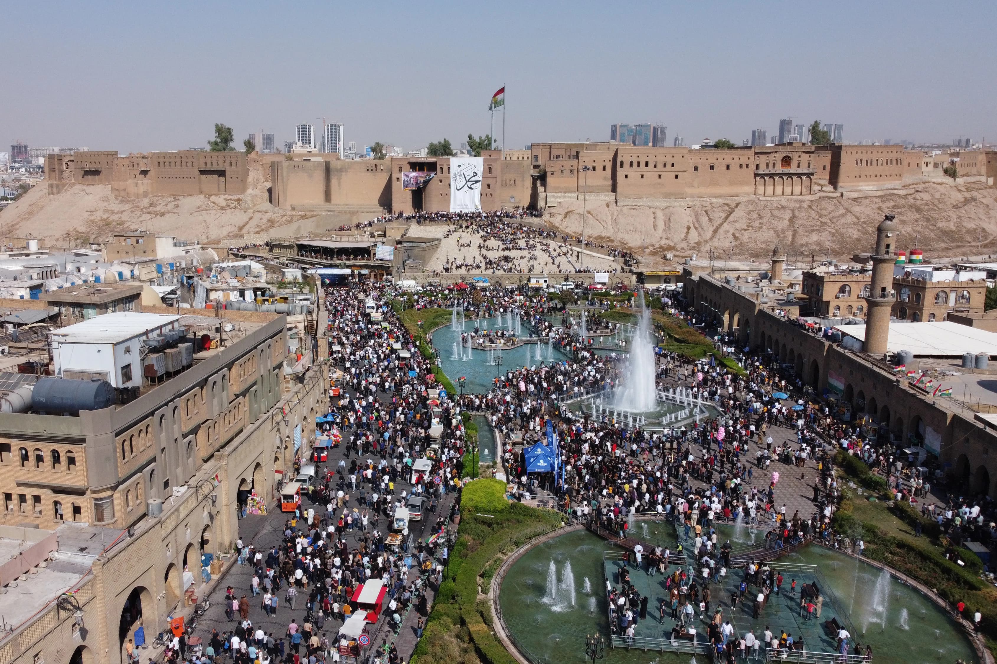 دیمەنێکی نێو بازاڕی هەولێر