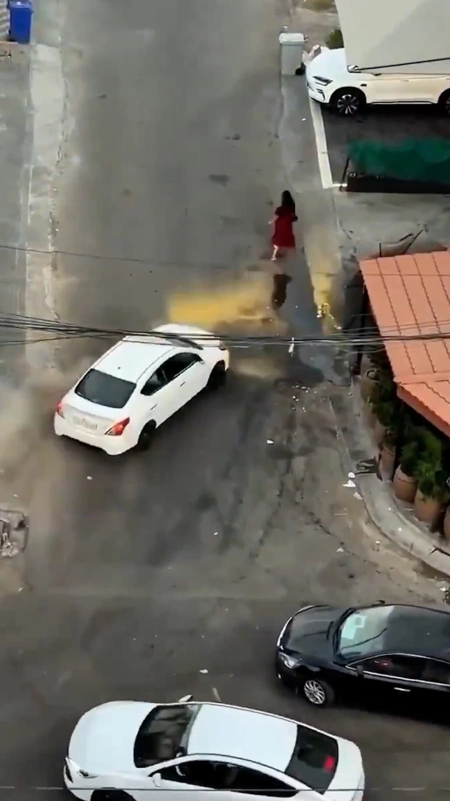 A girl in Baghdad trailed by several vehicles in shocking harassment incident. Photo: Submitted/screengrab